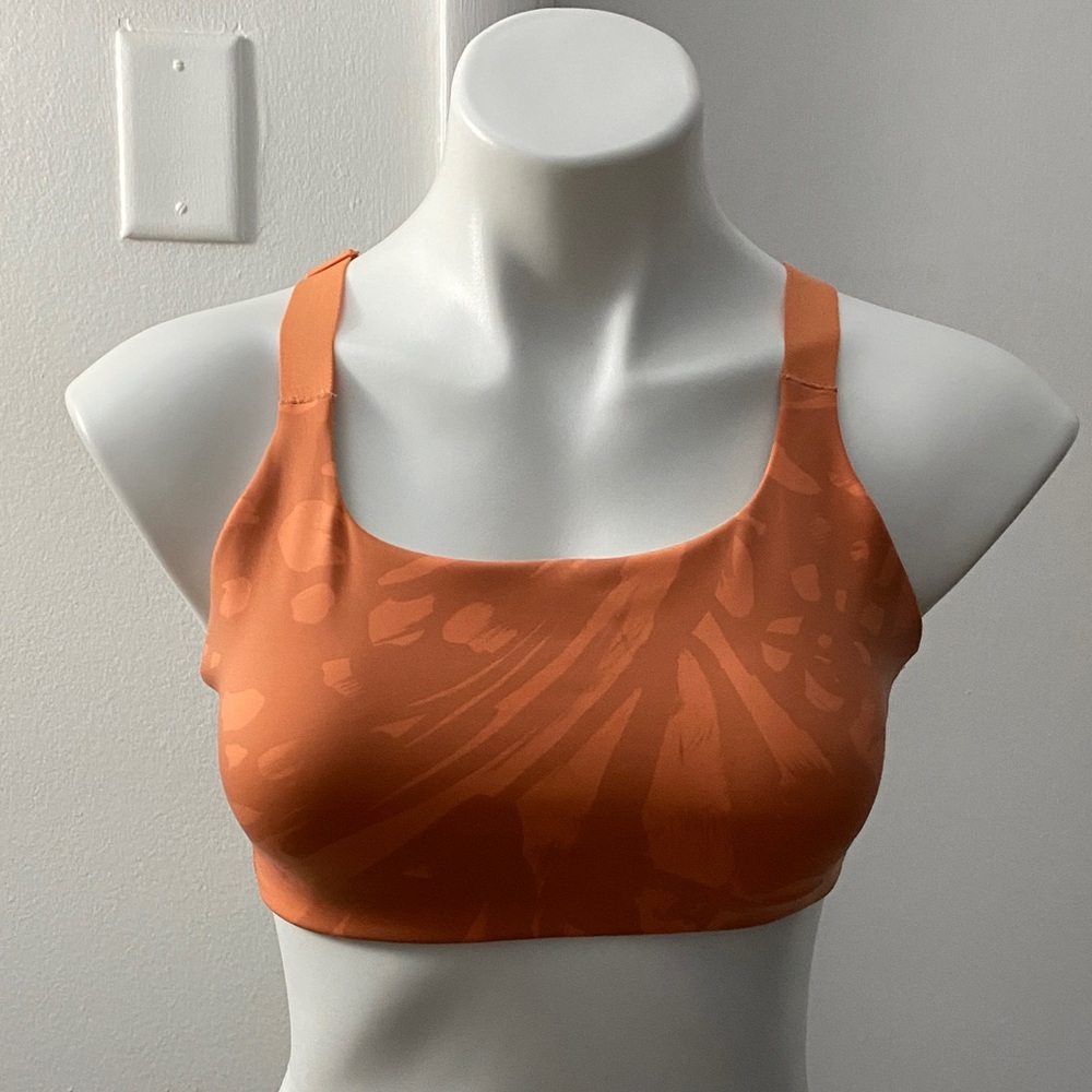 Lululemon - Ultralu Square Neck Workout Bra B/C - Size 6 and 8 - NWT